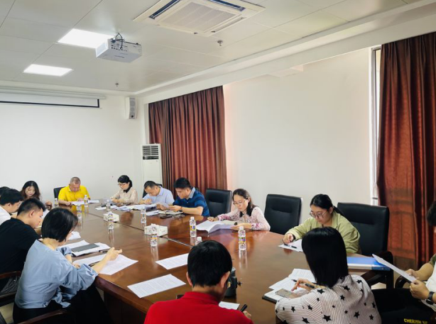 海口市環(huán)境發(fā)展有限公司組織召開2022年政策法規(guī)業(yè)務能力提升第六次學習會